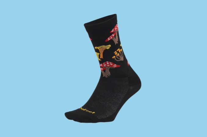 defeet aireator 6 forager cycling socks