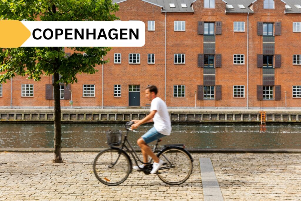 אופניים בקופנהגן שם יש יותר אופניים ממכוניות