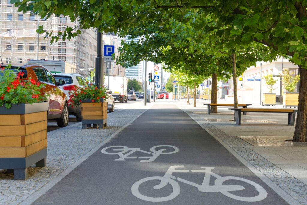 Separate bicycle lanes